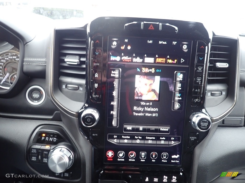 2021 1500 Rebel Crew Cab 4x4 - Hydro Blue Pearl / Black photo #17