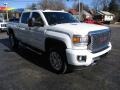 Front 3/4 View of 2016 Sierra 2500HD Denali Crew Cab 4x4