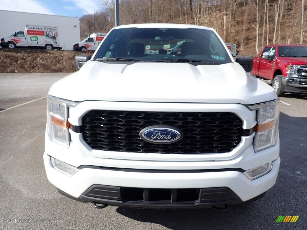 2021 F150 STX SuperCab 4x4 - Oxford White / Black photo #4