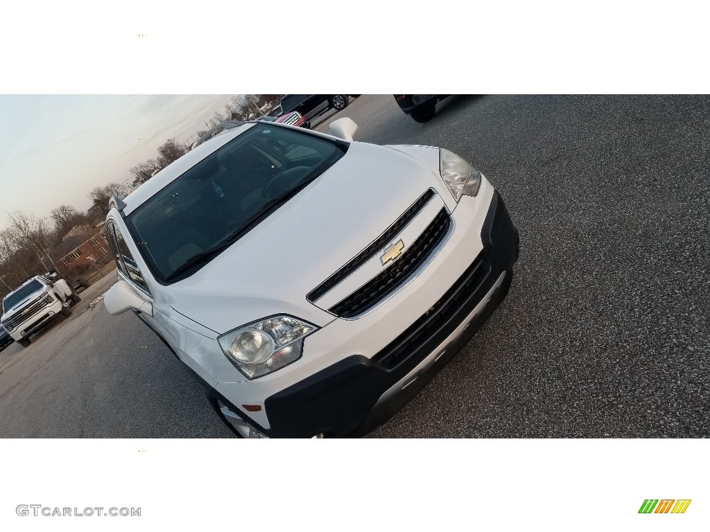 2012 Captiva Sport LS - Arctic Ice White / Black photo #2