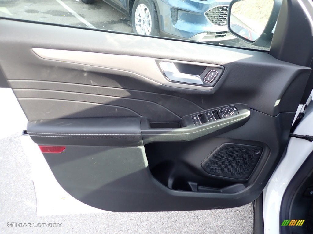2021 Ford Escape SE 4WD Hybrid Door Panel Photos