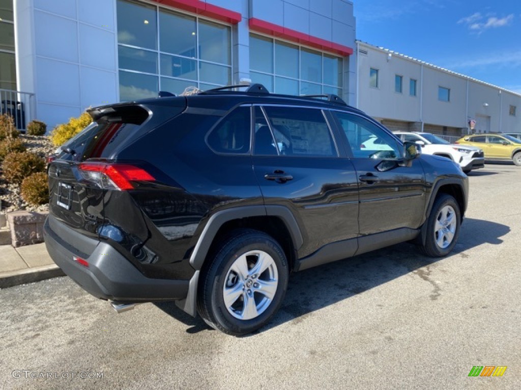 2021 RAV4 XLE AWD - Midnight Black Metallic / Black photo #14