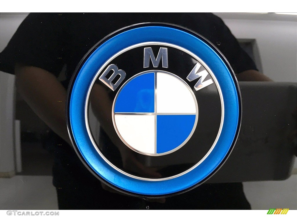 2018 BMW i3 Standard i3 Model Marks and Logos Photo #140880445