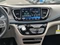 2021 Brilliant Black Crystal Pearl Chrysler Pacifica Touring L  photo #7