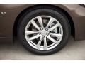 2018 Infiniti Q70 3.7 LUXE Wheel and Tire Photo
