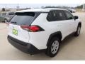 Super White - RAV4 LE Photo No. 8