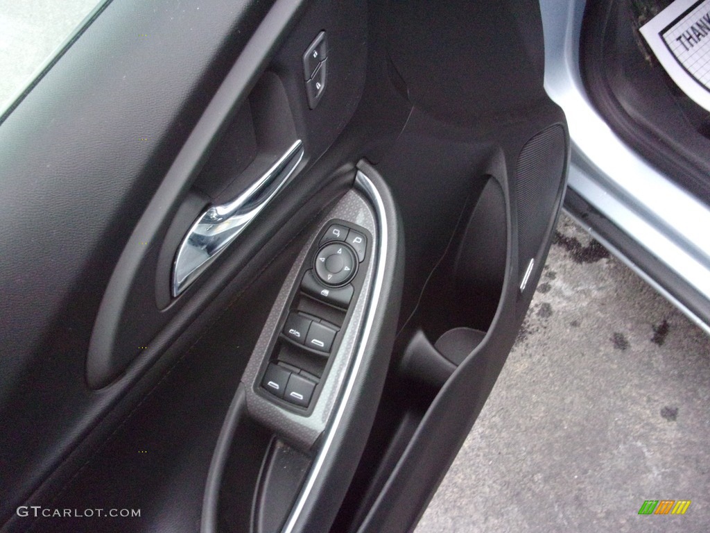 2018 Malibu LT - Arctic Blue Metallic / Jet Black photo #12