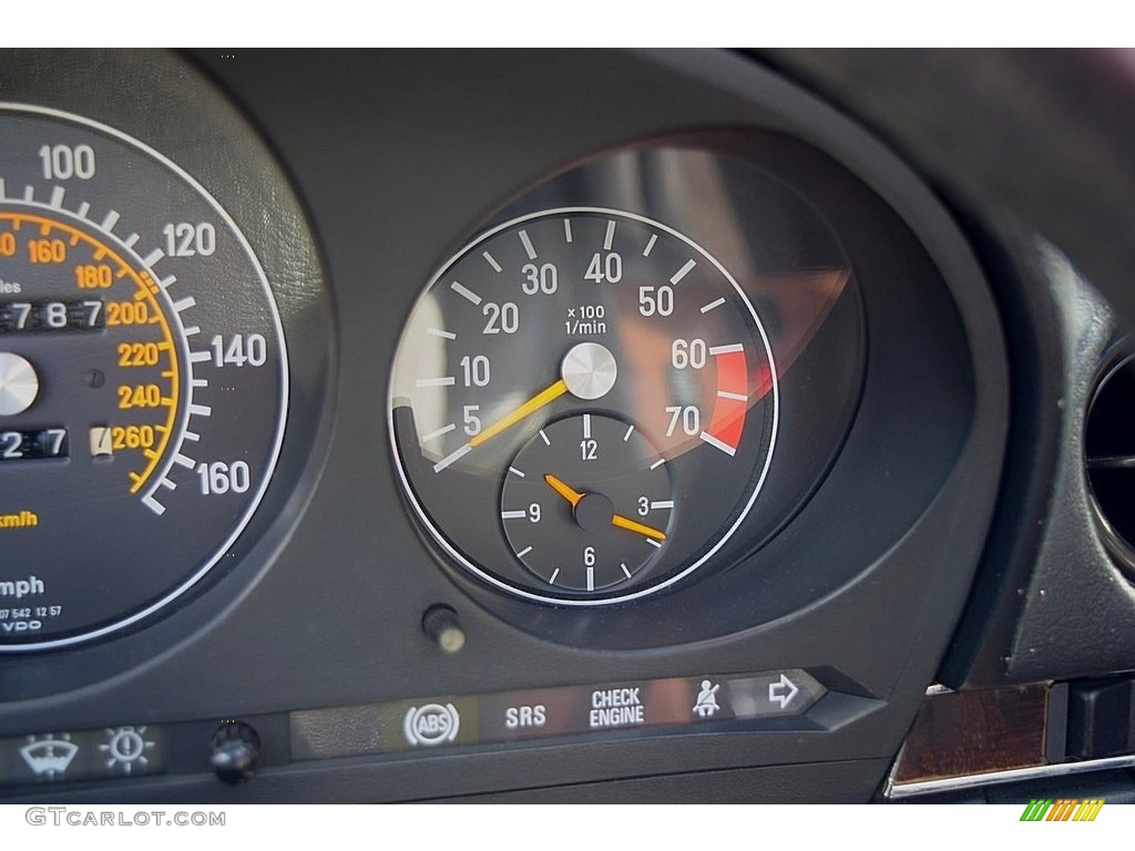 1989 Mercedes-Benz SL Class 560 SL Roadster Gauges Photos