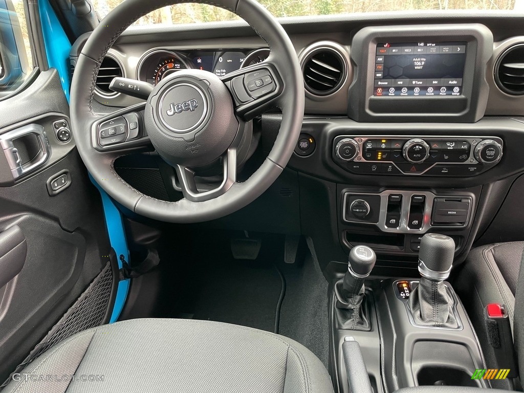 2021 Jeep Wrangler Sport 4x4 Black Dashboard Photo #140896315