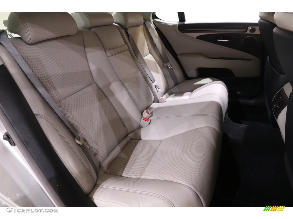 Light Gray Interior 2016 Lexus LS 460 AWD Photo #140898532