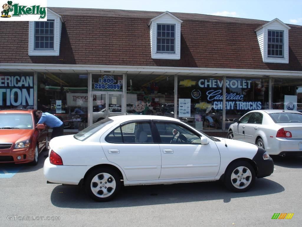 2005 Sentra 1.8 S - Cloud White / Taupe photo #1
