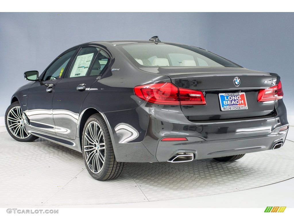 2018 5 Series 530e iPerfomance Sedan - Dark Graphite Metallic / Ivory White photo #4