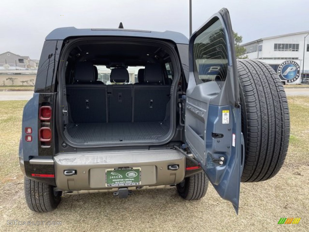 2021 Defender 110 X-Dynamic SE - Tasman Blue Metallic / Acorn photo #32