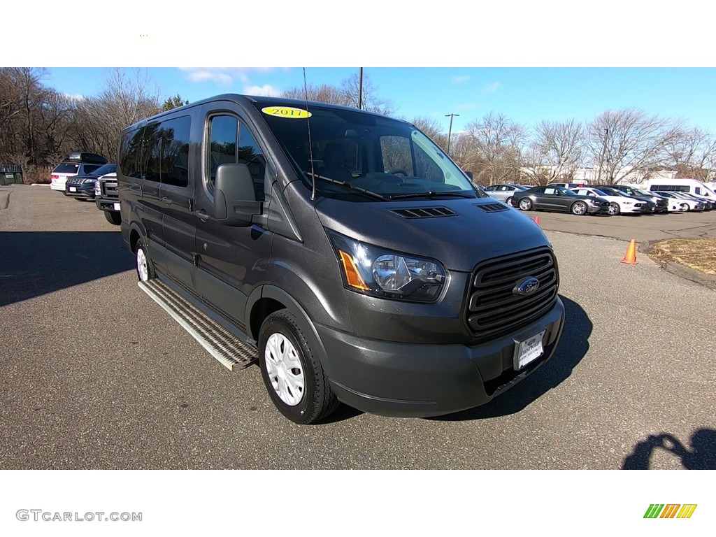 2017 Transit Wagon XL - Magnetic / Pewter photo #1