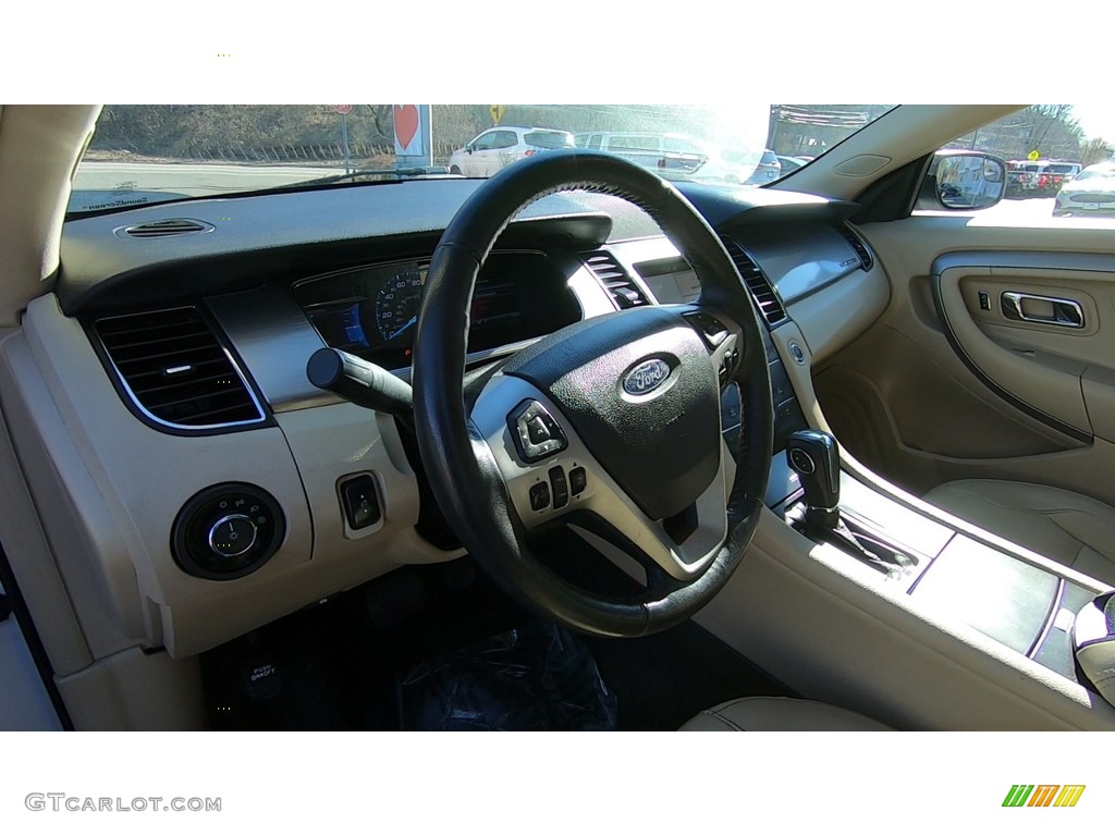 2017 Taurus SEL - Oxford White / Dune photo #11