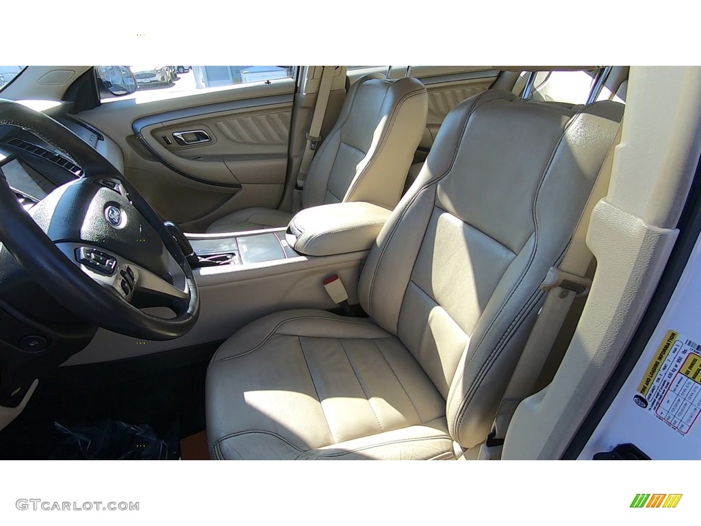 2017 Taurus SEL - Oxford White / Dune photo #12