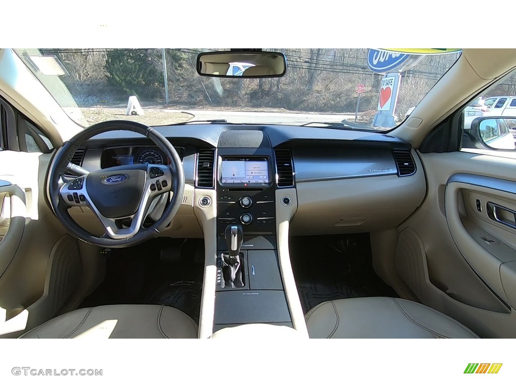 2017 Taurus SEL - Oxford White / Dune photo #20