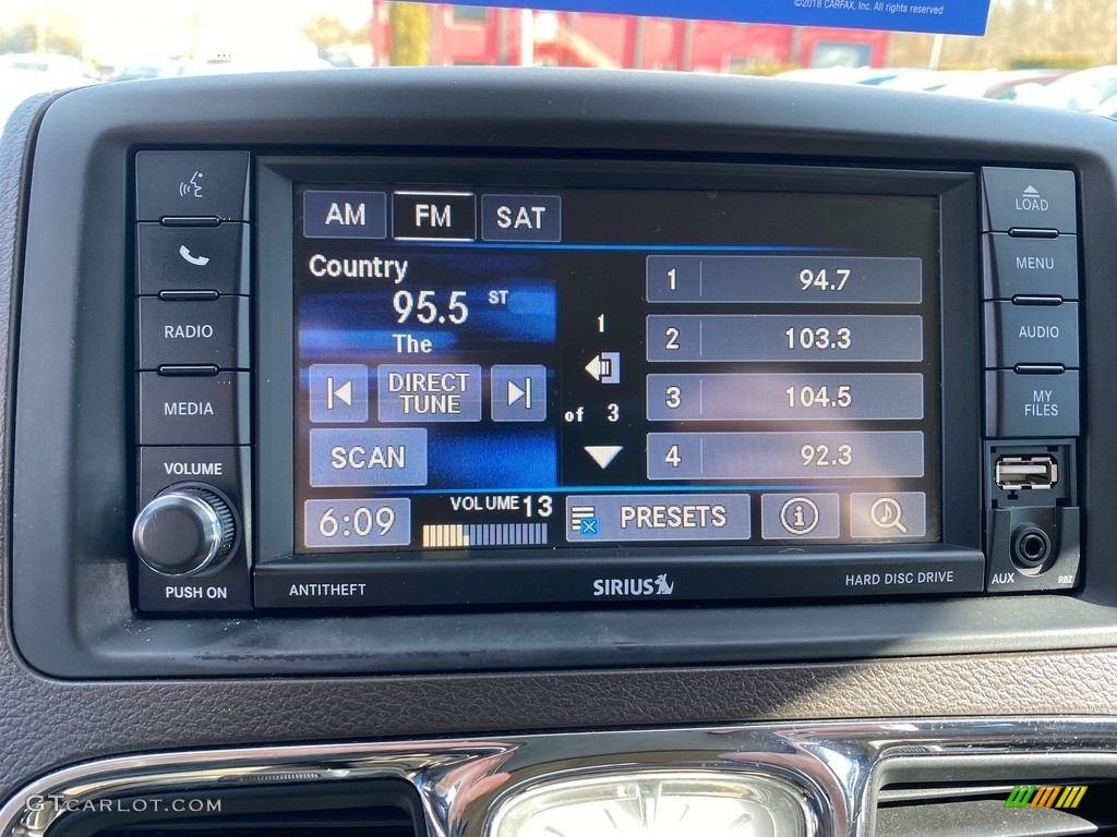 2013 Town & Country Touring - Crystal Blue Pearl / Dark Frost Beige/Medium Frost Beige photo #24