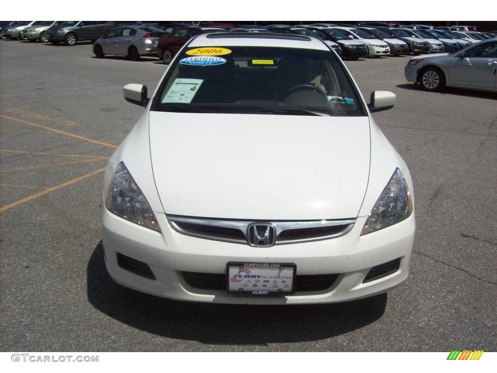 2006 Accord EX-L Sedan - Taffeta White / Ivory photo #3