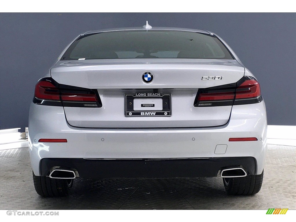 2021 5 Series 530i Sedan - Glacier Silver Metallic / Black photo #4