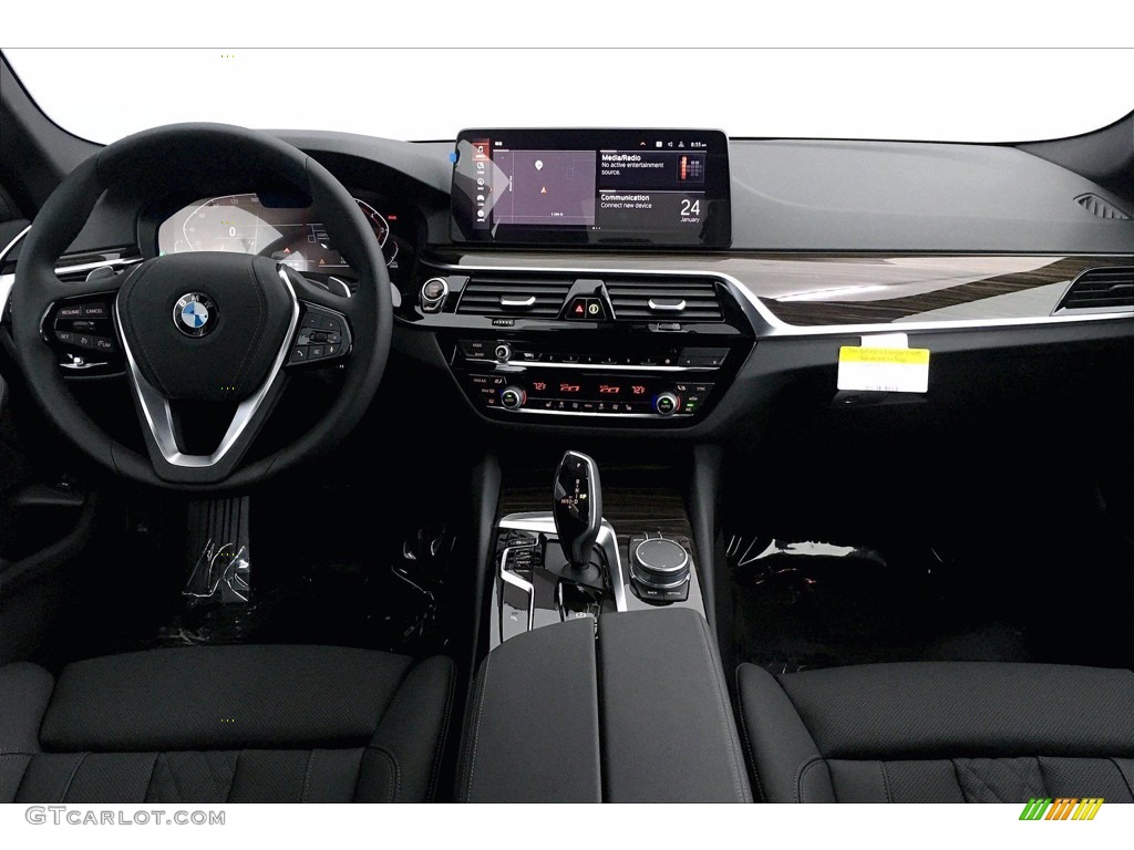 2021 5 Series 530i Sedan - Glacier Silver Metallic / Black photo #5