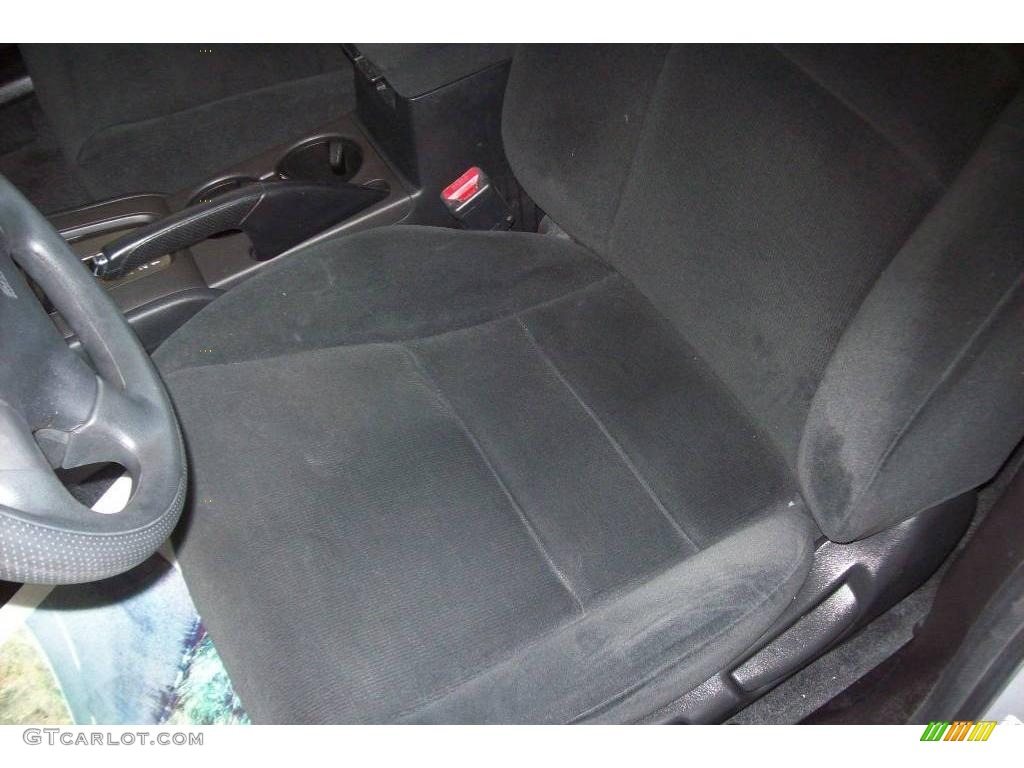 2006 Accord LX Sedan - Alabaster Silver Metallic / Gray photo #6