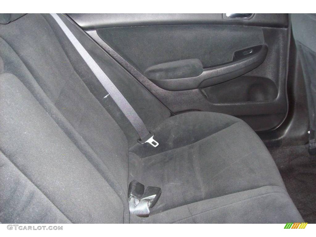 2006 Accord LX Sedan - Alabaster Silver Metallic / Gray photo #15