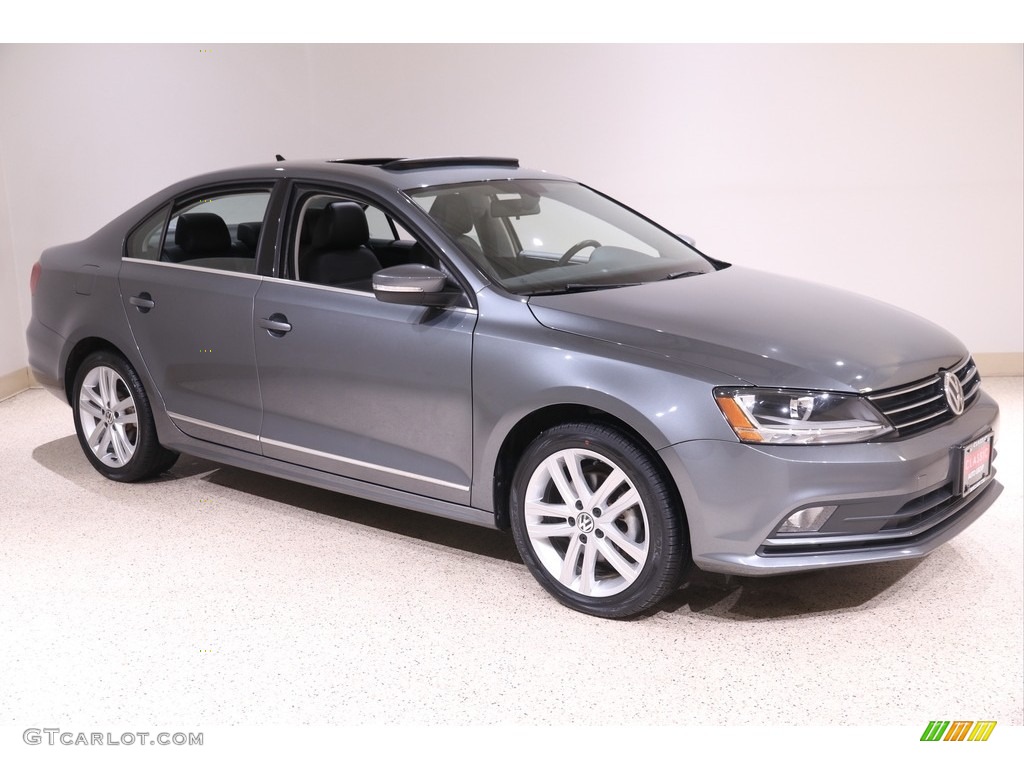 Platinum Gray Metallic 2017 Volkswagen Jetta SEL Exterior Photo #140911145