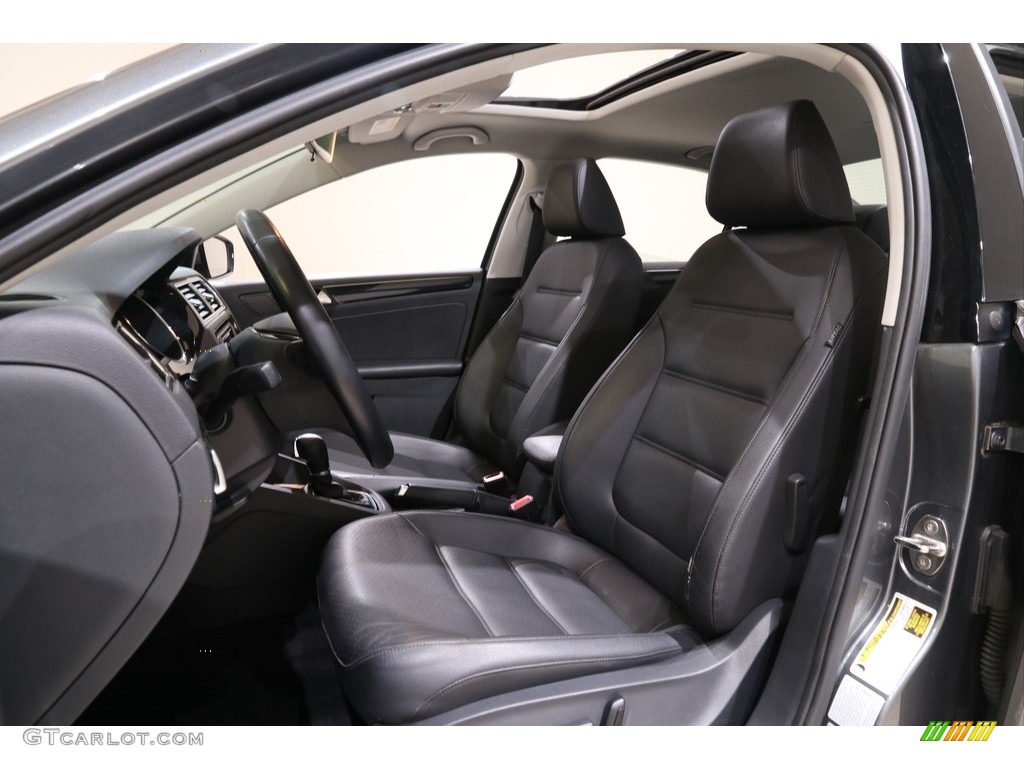 2017 Volkswagen Jetta SEL Front Seat Photo #140911226