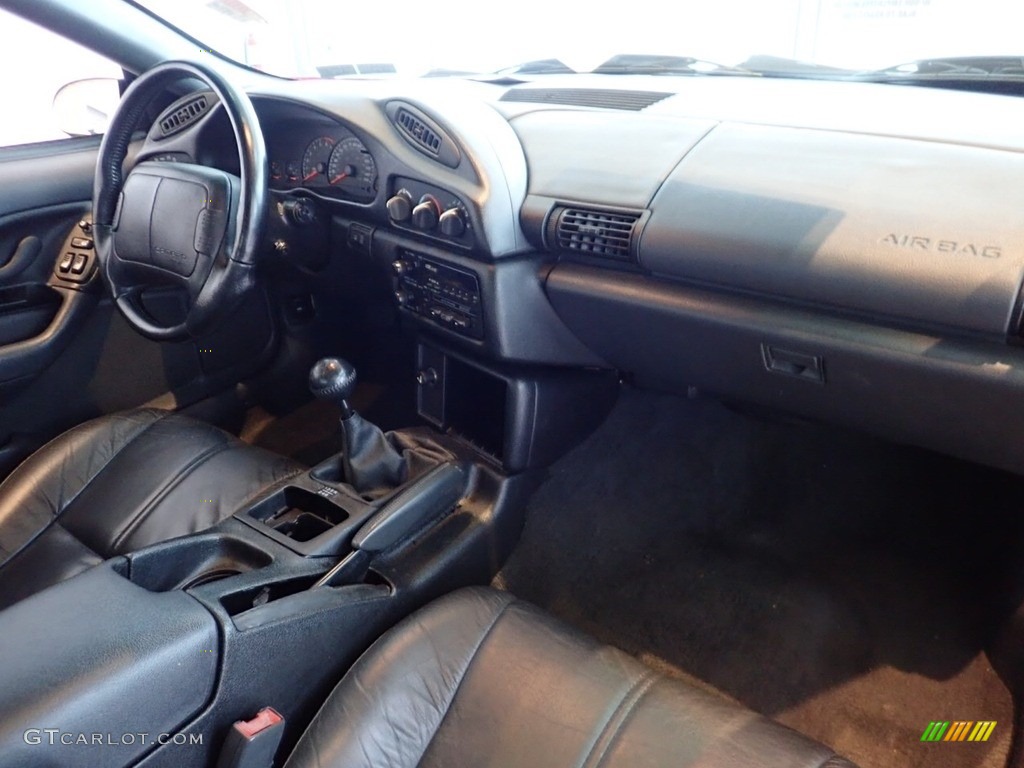 1995 Camaro Z28 Coupe - Bright Red / Dark Gray photo #10