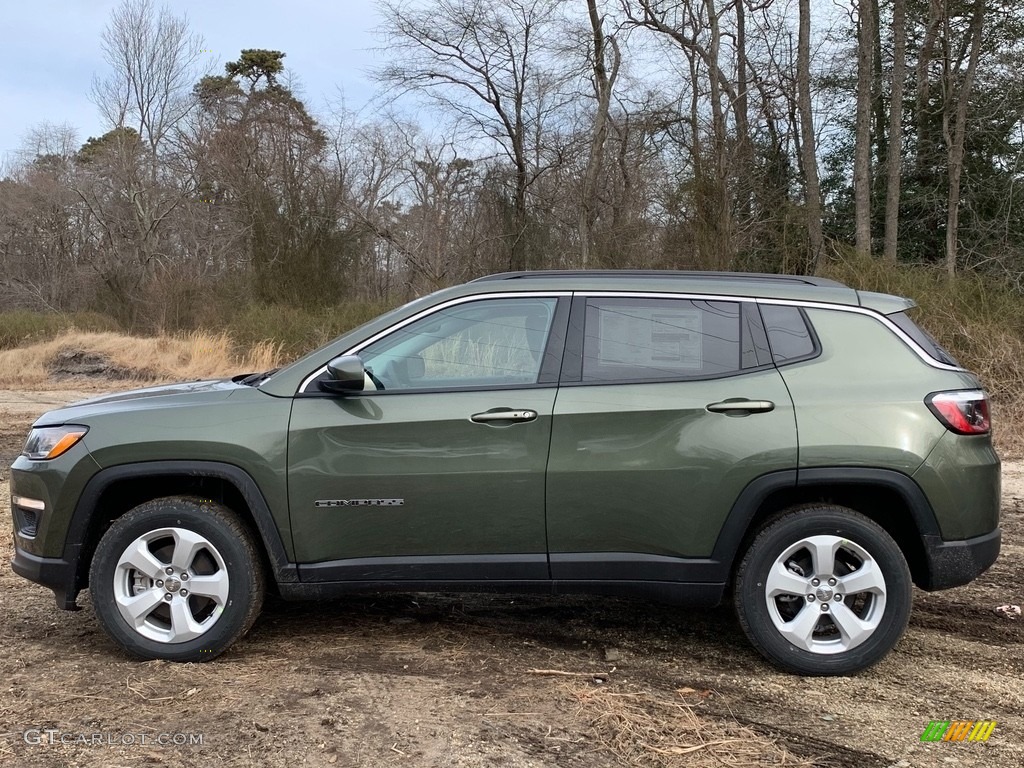 2021 Compass Latitude 4x4 - Olive Green Pearl / Black photo #3