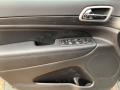 Sting-Gray - Grand Cherokee Laredo 4x4 Photo No. 13