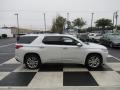 Pearl White - Traverse High Country AWD Photo No. 3