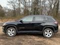 Diamond Black Crystal Pearl 2021 Jeep Compass Latitude 4x4 Exterior