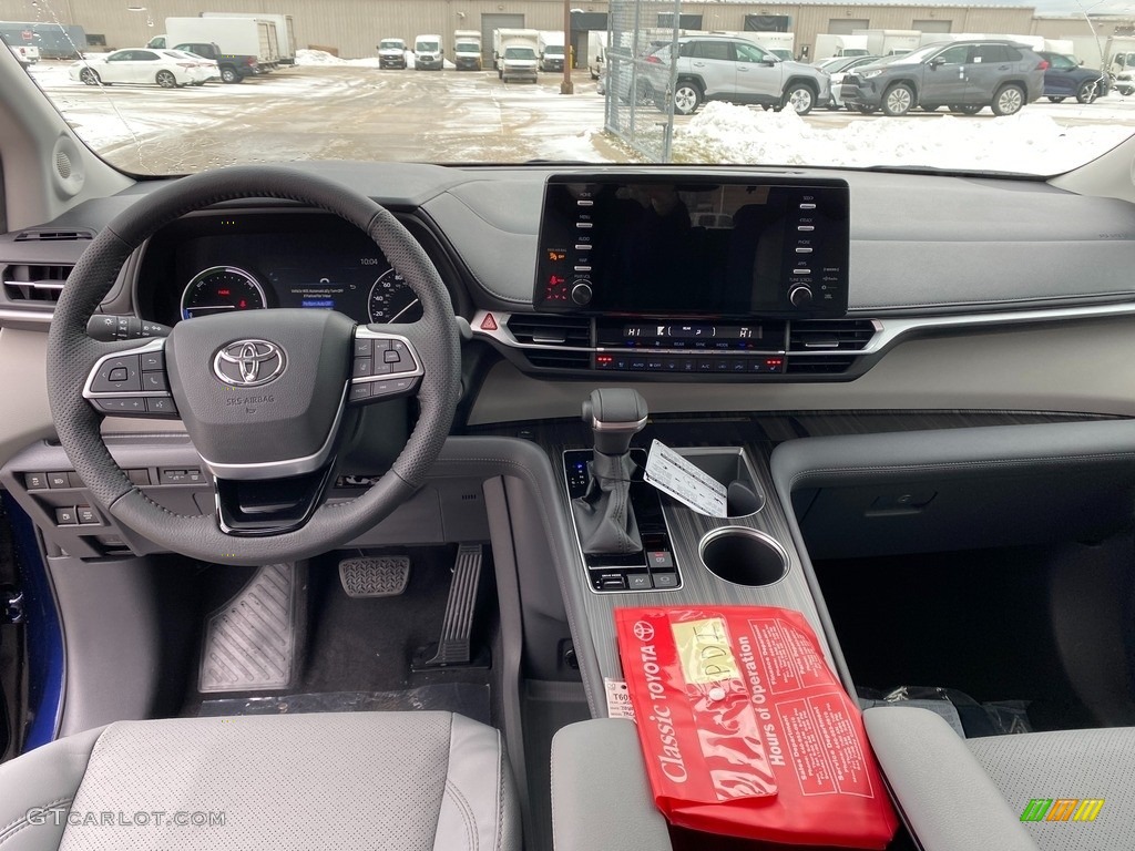 2021 Sienna Limited Hybrid - Blueprint / Graphite photo #4