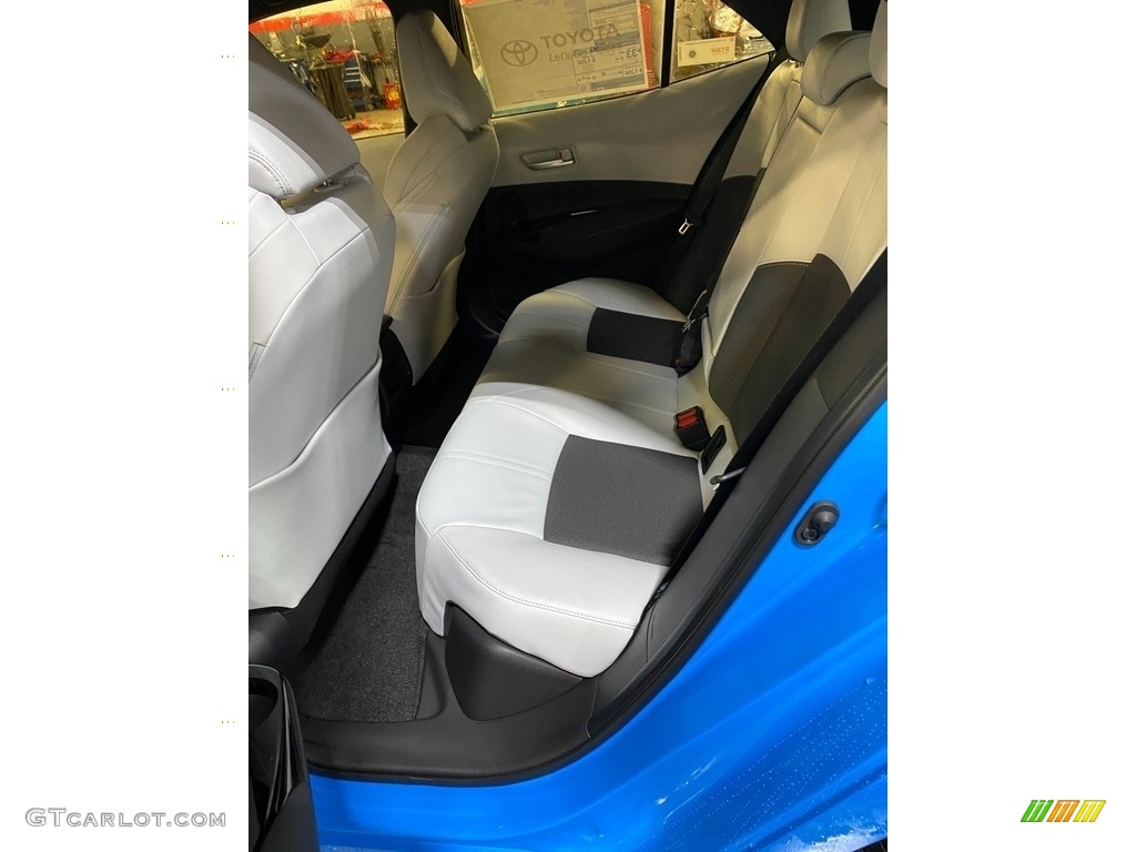 2021 Corolla Hatchback XSE - Blue Flame / Moonstone photo #3