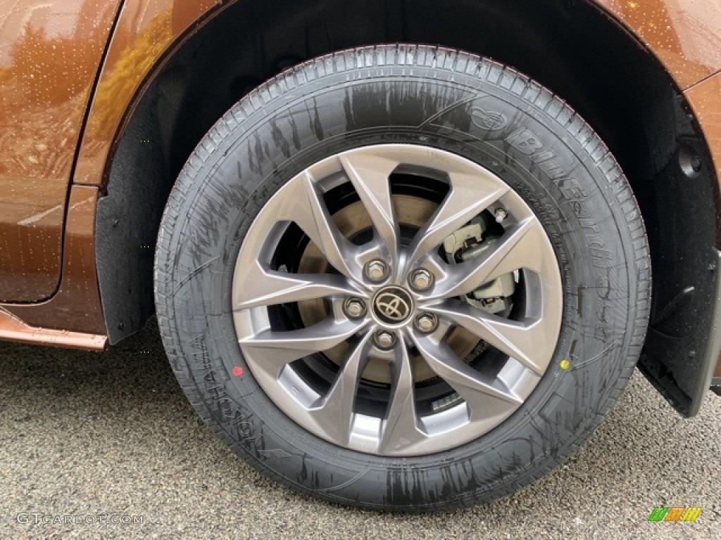 2021 Toyota Sienna XLE AWD Hybrid Wheel Photos