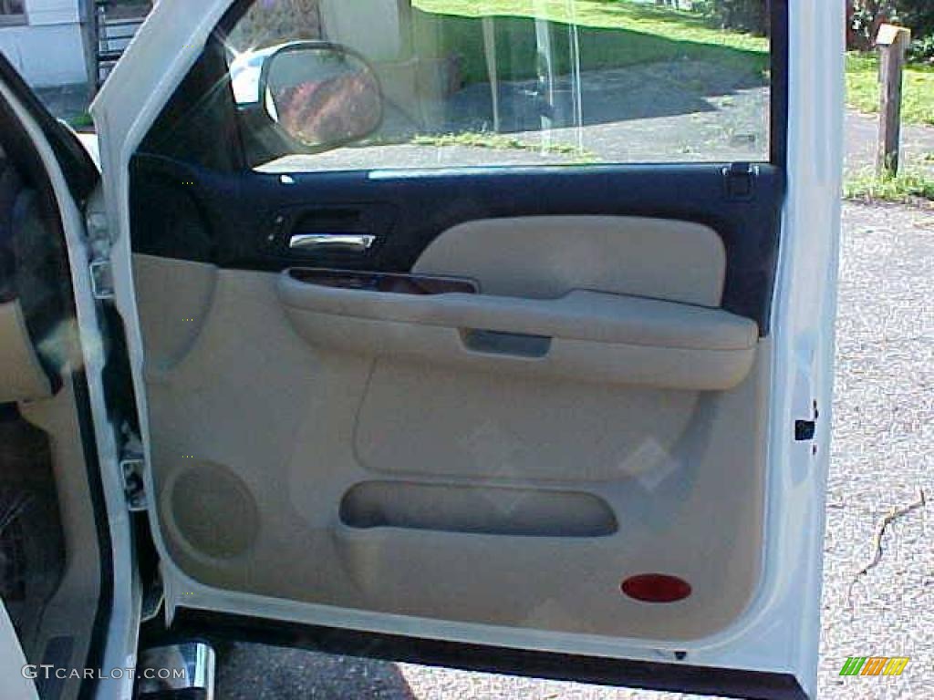 2007 Tahoe LTZ 4x4 - Summit White / Light Cashmere/Ebony photo #6