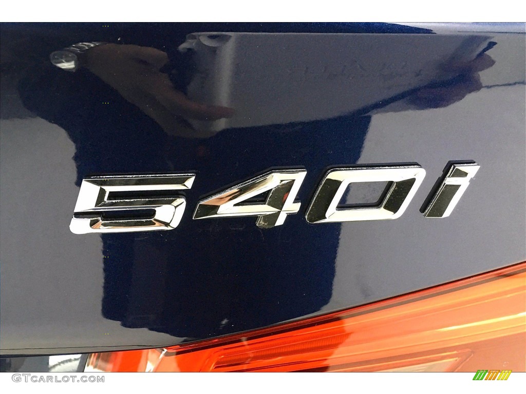 2018 BMW 5 Series 540i Sedan Marks and Logos Photo #140921392