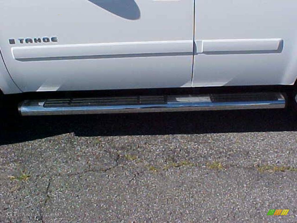 2007 Tahoe LTZ 4x4 - Summit White / Light Cashmere/Ebony photo #11