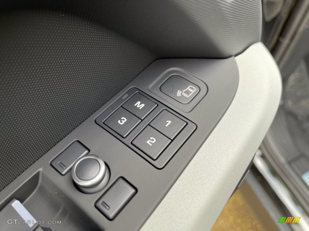 2021 Land Rover Defender 110 X-Dynamic HSE Controls Photo #140922151