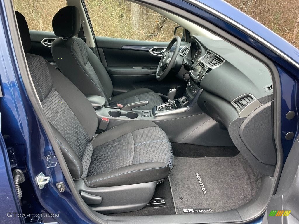 Charcoal Interior 2017 Nissan Sentra SR Turbo Photo #140922505