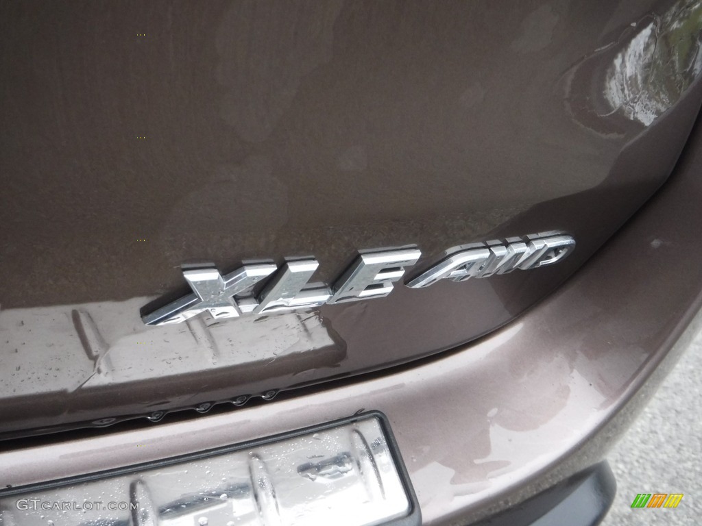 2018 Highlander XLE AWD - Toasted Walnut Pearl / Almond photo #15