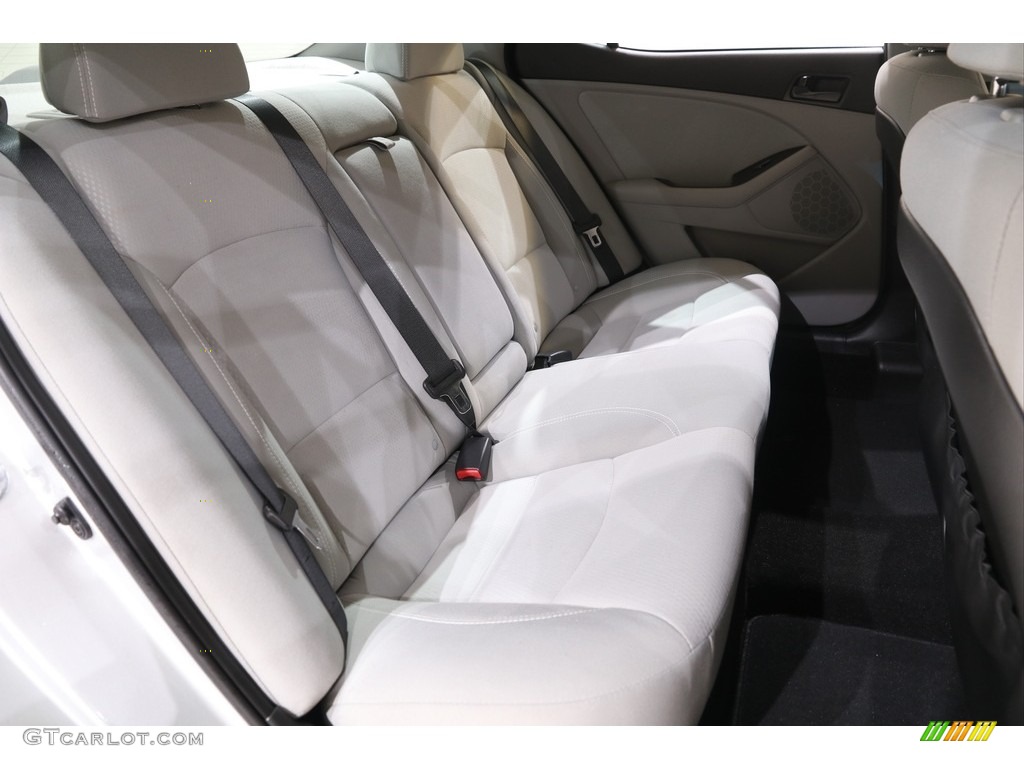 2015 Optima LX - Bright Silver / Gray photo #15