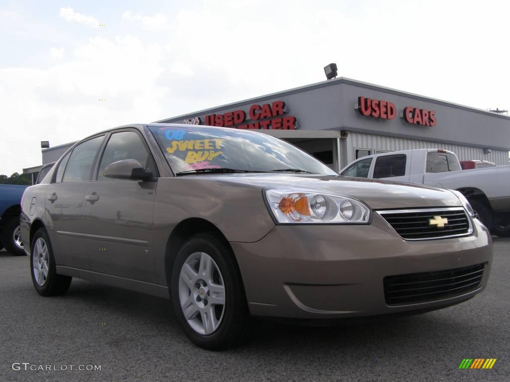 2008 Malibu Classic LT Sedan - Amber Bronze Metallic / Cashmere Beige photo #1