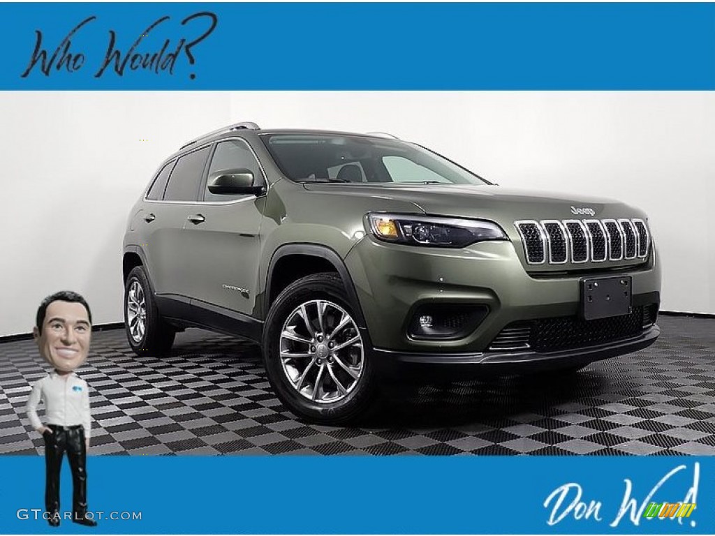 2019 Cherokee Latitude Plus 4x4 - Olive Green Pearl / Black photo #1