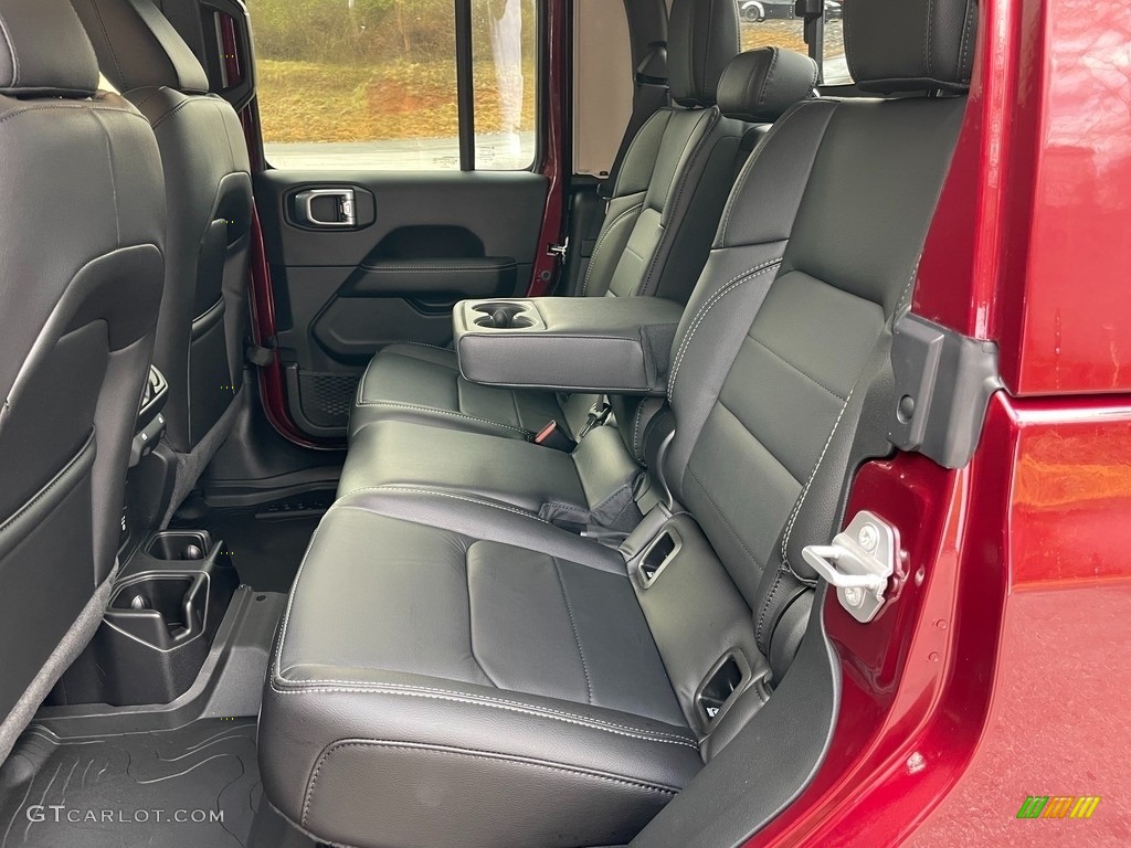 2021 Jeep Gladiator Overland 4x4 Rear Seat Photo #140933573