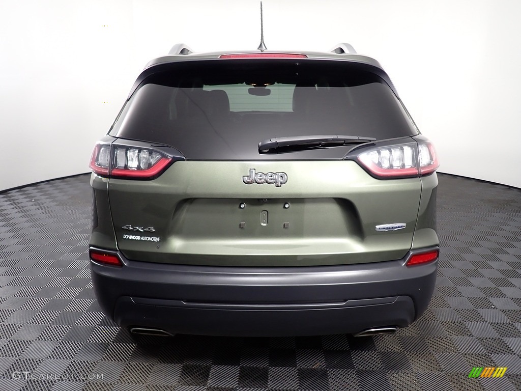 2019 Cherokee Latitude Plus 4x4 - Olive Green Pearl / Black photo #13