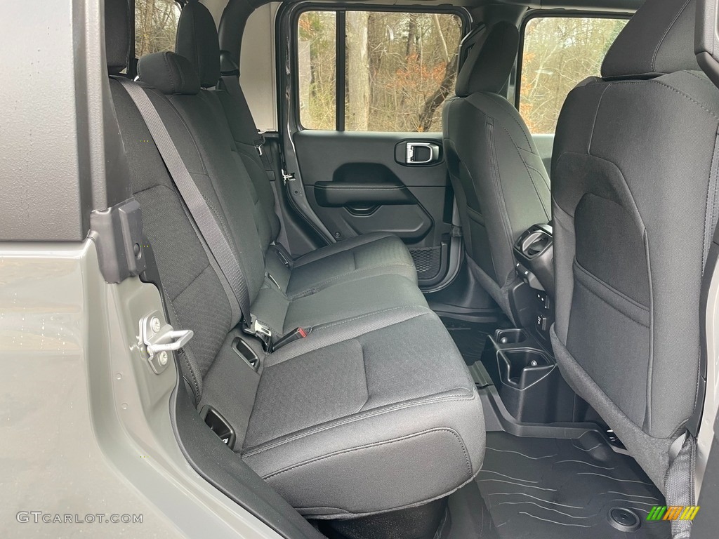 2021 Gladiator Overland 4x4 - Sting-Gray / Black photo #16