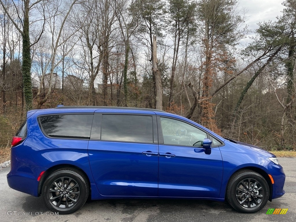 2021 Pacifica Touring - Ocean Blue Metallic / Black photo #5